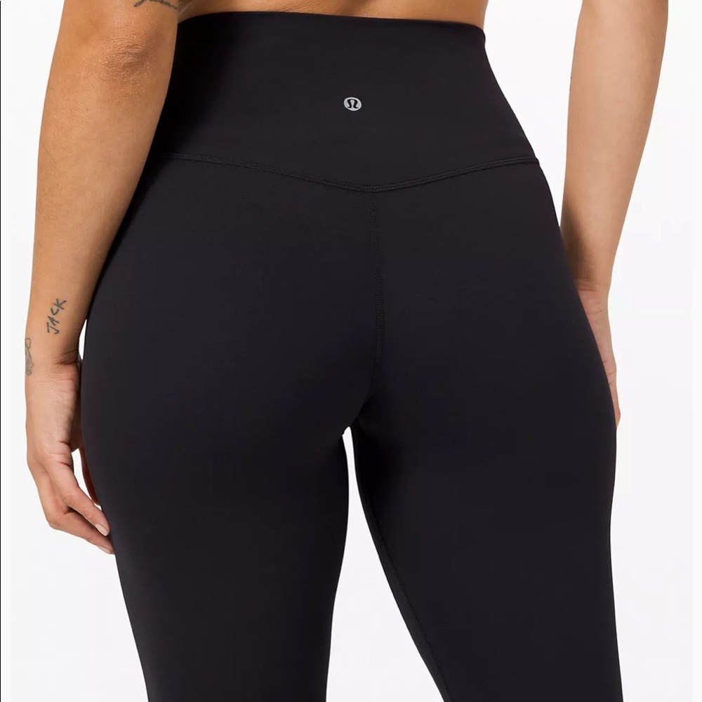 Lululemon Align Ultra high rise sz 6